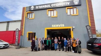 AK KADINLAR’DAN ESNAF ZİYARETİ