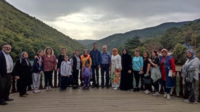 AK KADINLAR ŞEHİT AİLELERİNİ BORABOY’DA KONUK ETTİ