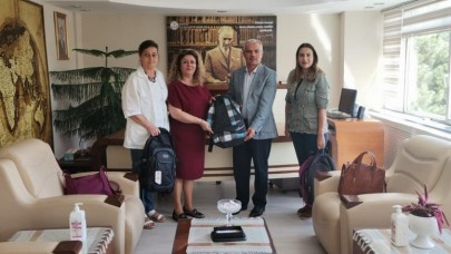 AK KADINLARDAN KIRTASİYE DESTEĞİ