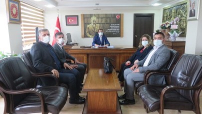 AK PARTİ HEYETİNDEN HAYIRLI OLSUN ZİYARETİ
