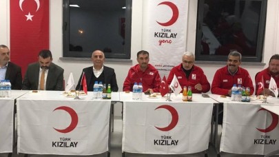 AK PARTİ KIZILAY’LA İFTAR AÇTI
