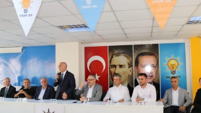 AK PARTİDE BAYRAMLAŞMA