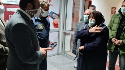 AMASYA’DAKİ AÇILIŞ DAVETİ KRİZİNE MERZİFONLU FİTNET TEYZE’DEN CEVAP:  ‘YAVRUM KAYMAKAM BURADAYSA BAŞKAN DA BURADADIR DİYE DÜŞÜNDÜM’