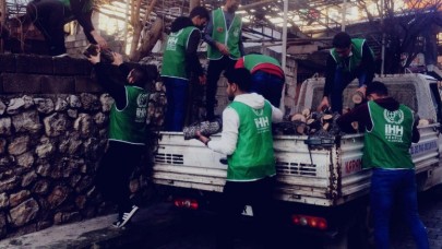 AMASYA İHH 350 AİLEYE YARDIM ULAŞTIRDI