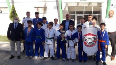 AMASYA JUDO TAKIMI ÇANKIRI’DAN BAŞARIYLA DÖNDÜ