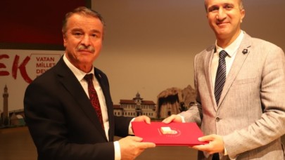 AMASYA ÜNİVERSİTESİ II. AKADEMİK ÖDÜL TÖRENİ DÜZENLENDİ