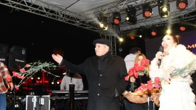 AMASYA YENİ YILA TUĞBA ÖZERK İLE MERHABA DEDİ