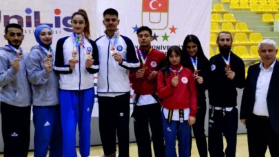 Amasyalı Taekwondocular 3 Madalya ile Döndü