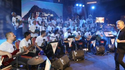 AMASYALILAR THM KONSERİ İLE COŞTU