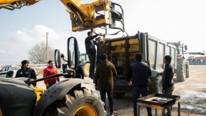 ARAÇ VE MAKİNELER SEZONA HAZIRLANIYOR