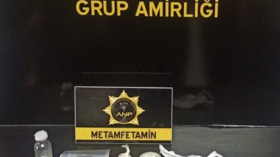 ARAÇLARINDA UYUŞTURUCU  BULUNAN 2 ŞÜPHELİ TUTUKLANDI