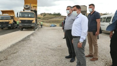 ASFALT ÇALIŞMALARINI YERİNDE İNCELEDİLER