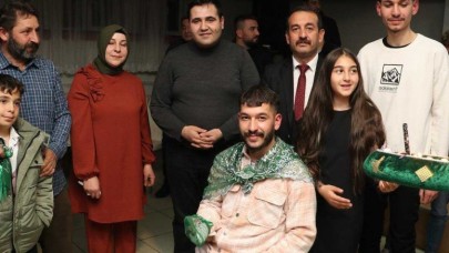 ASKER EĞLENCESİNE KATILDI
