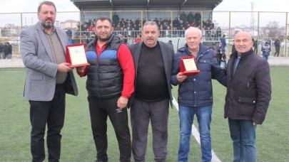 ASKF’DAN SPOR SEVDALILARINA TEŞEKKÜR PLAKETİ
