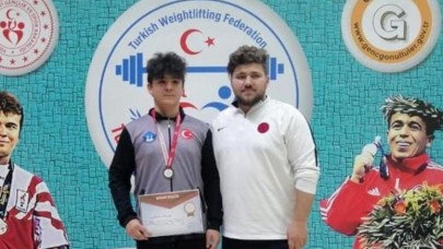 ATAKAN, TÜRKİYE 3.SÜ OLDU