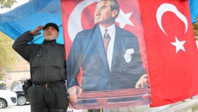 AYAKKABI BOYACISI GÖZYAŞLARINI TUTAMADI
