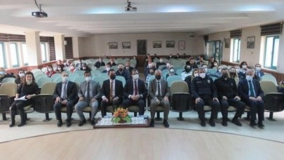 BAĞIMLILIKLA MÜCADELE ÇALIŞTAYI BAŞLADI