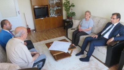 BAKAN YANIK MESLEKİ EĞİTİM ATÖLYESİNİ ZİYARET ETTİ