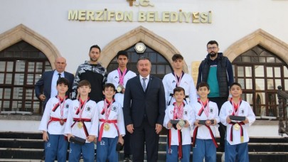 BAŞARILI SPORCULAR GURURLANDIRDI