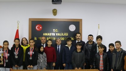 BAŞARINIZ TESADÜFİ DEĞİLDİR