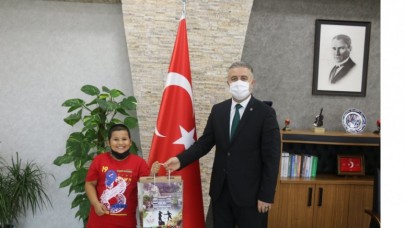 BAŞARIYI ÖDÜLLENDİRDİ