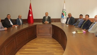 BAŞKAN ÜÇOK, “MUHTARLAR VE BELEDİYE BAŞKANLARI KADER BİRLİĞİNE SAHİPTİR”