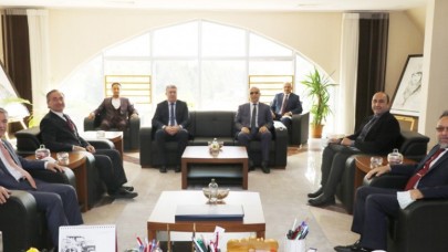 BAŞKAN VEKİLİ KAPICIOĞLU AMASYA ÜNİVERSİTESİNİ ZİYARET ETTİ