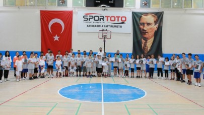 BASKETBOL DA YAZ KURSU SONA ERDİ