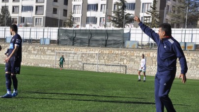 BAYRAK, İSYAN ETTİ