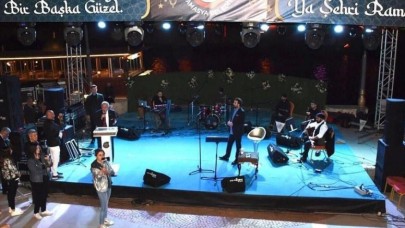 BEDİRHAN GÖKÇE KONSERİNE YOĞUN İLGİ