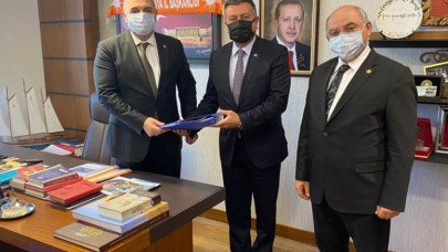 BEKLEYEN PROJELERİN ÇÖZÜMÜ İÇİN VEKİLLERİN KAPISINI ÇALDI