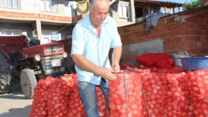BELDE SAKİNLERİ SOĞAN EKMEYİ BIRAKTI