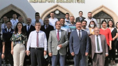 BELEDİYE’YE VEDA ZİYARETİNDE BULUNDU