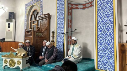 BERAT KANDİLİ DUALARLA KUTLANDI