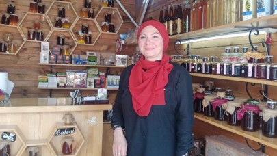 BİR KADIN GİRİŞİMCİYE DAHA EKMEK KAPISI AÇILDI