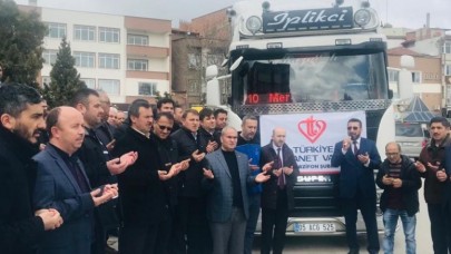 BİR TIR SU YOLA ÇIKTI