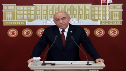 BİZ YAPARIZ ONLAR KONUŞUR