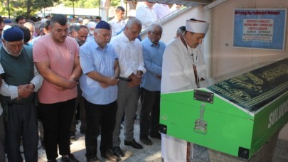 BOSNA HERSEK’TE İNŞATTAN DÜŞEREK VEFAT EDEN SULUOVALI İNŞAAT USTASI DEFNEDİLDİ