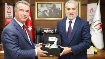 BOZOK ÜNİVERSİTESİ REKTÖRÜ KARADAĞ’DAN REKTÖR ELMACI’YA ZİYARET