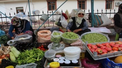 BU PAZARDA ARACI YOK