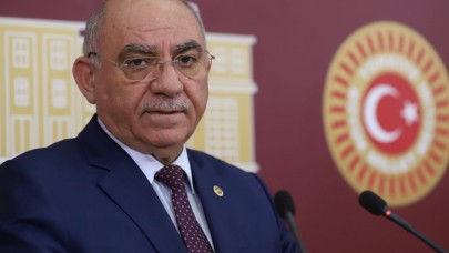 BUNLARDAN NE KENDİ ETRAFLARINA, NE ÜLKEYE BİR HAYIR, BİR FAYDA GELMEZ