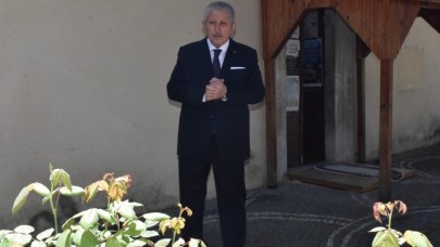 ‘CAMİLERİMİZİ DİN GÖREVLİLERİMİZDEN AYRI DÜŞÜNMEK MÜMKÜN DEĞİLDİR’