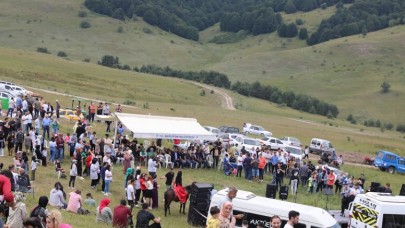 ÇERKES KÜLTÜR FESTİVALİ DÜZENLENDİ