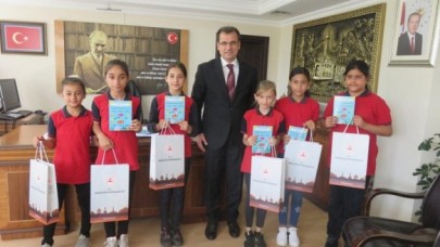 ÇEVRECİ ÇOCUKLARDAN ANLAMLI HEDİYE
