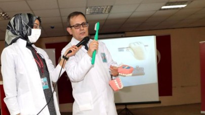 ÇOCUKLARA DİŞ SAĞLIĞI ANLATILDI