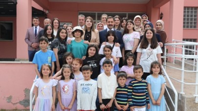 ÇOCUKLARIN BAYRAM SEVİNÇLERİNE ORTAK OLDULAR