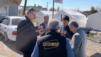 DEPREM BÖLGESİNDE AFETZEDELERLE BİRLİKTE