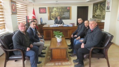 DERNEK YÖNETİMİ KAYMAKAM GÜLDOĞAN’I ZİYARET ETTİ