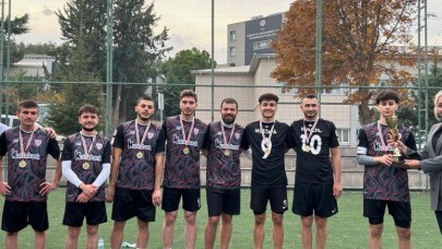 DOÇ. DR. ERGÜN ŞİMŞEK SEZONUNDA KAZANAN DOSTLUK OLDU