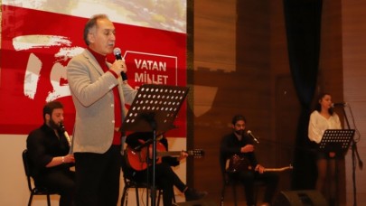 DÖNEME VEDA TEMALI ŞİİR DİNLETİSİ DÜZENLENDİ